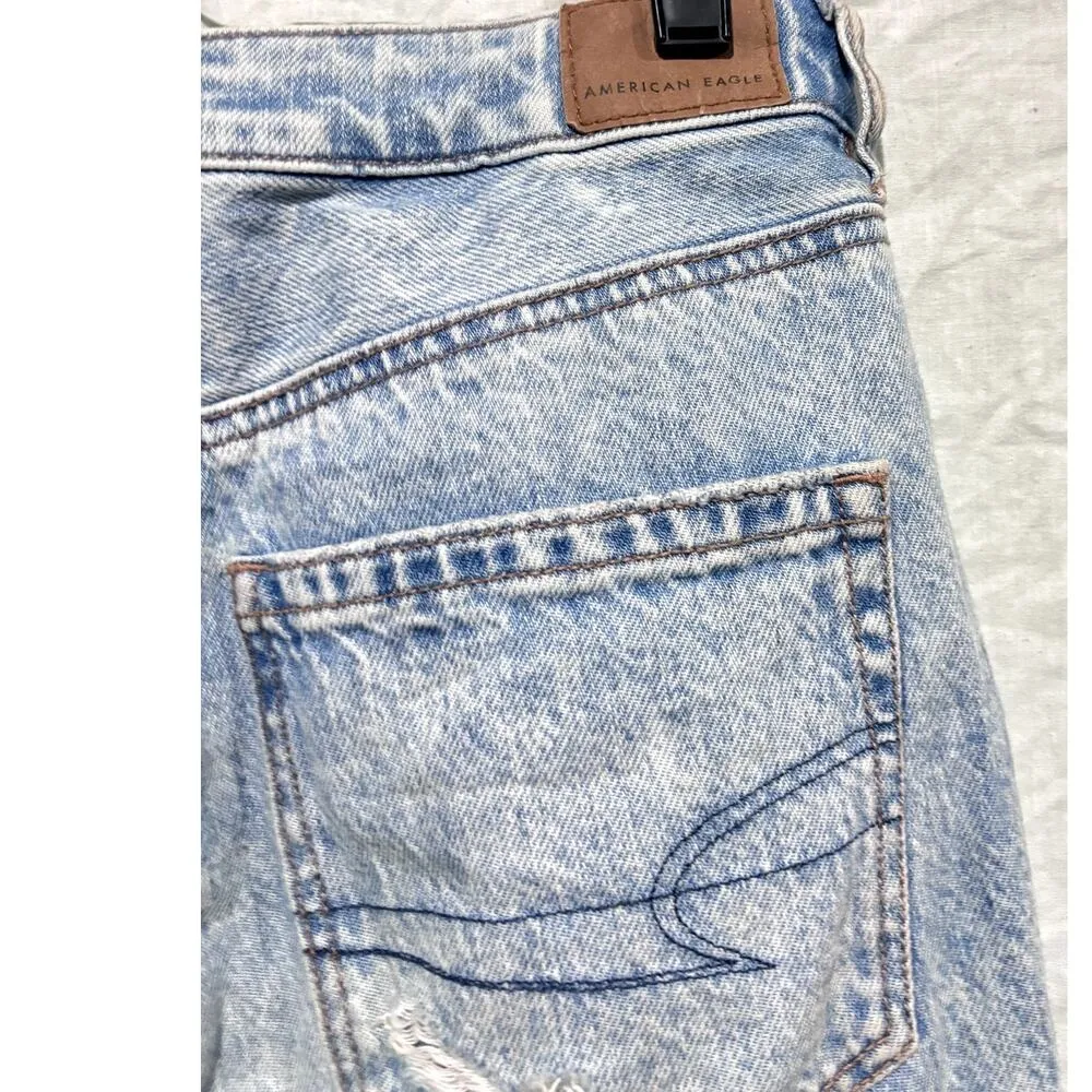 AMERICAN EAGLE Women's Acid Wash Ripped Mom Jeans Sz 6 - Image 6