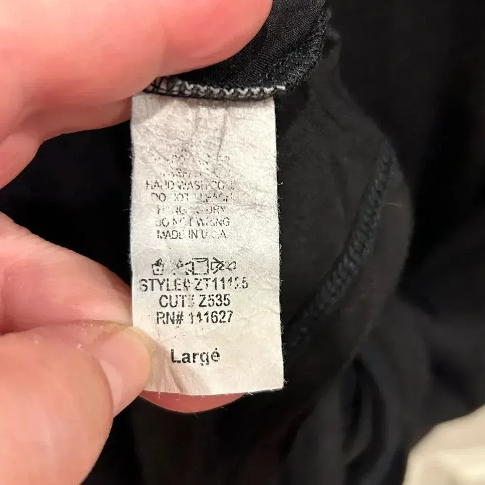 Fab’rik Black Dressy T Shirt with Gold Trim‎ size Large - Image 7