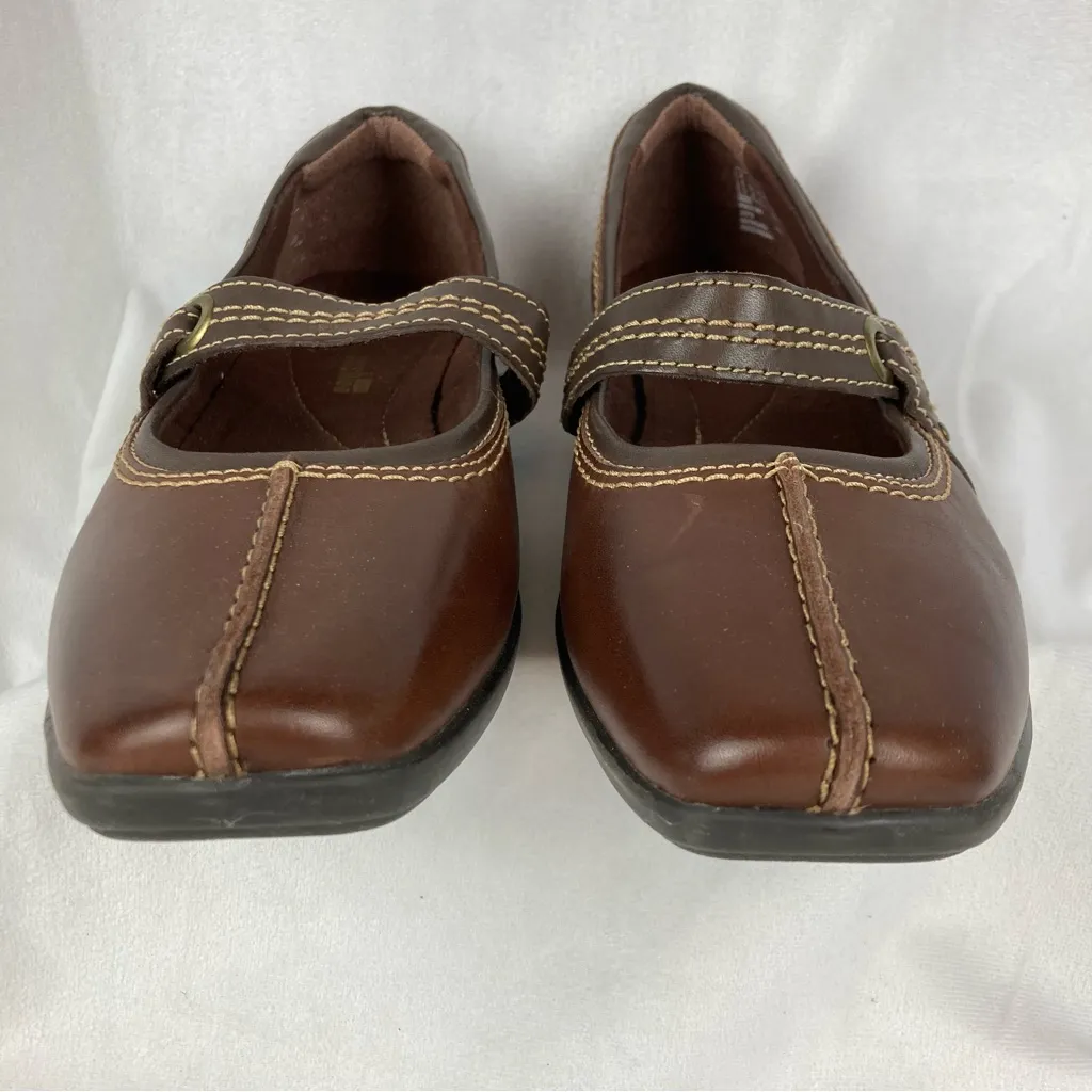 Clarks Collection Women's Hayden Maize Mary Jane Brown Leather Flats Sz 8.5 EUC - Image 4