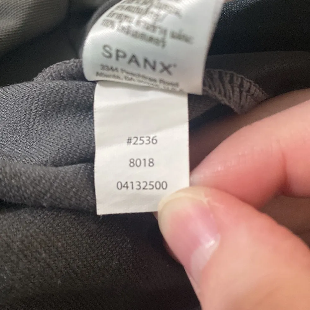 Assets by Spanx red hot label grey high waist leggings with tuxedo stripes sz S Gray - Image 11