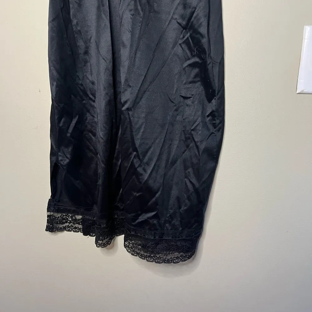 Vintage Vanity Fair Made In USA Black Lace Slip Nightgown Small - Image 10