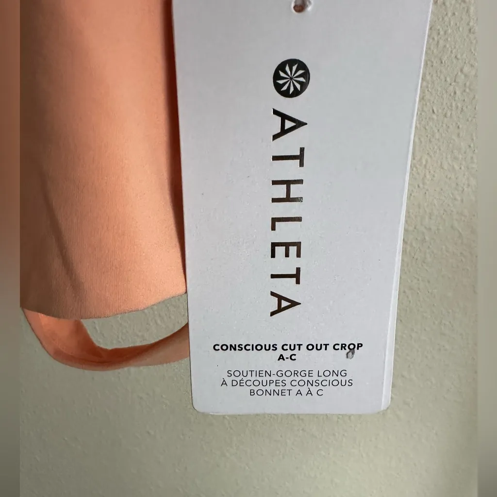ATHLETA Conscious Cut Out Crop. - Image 9