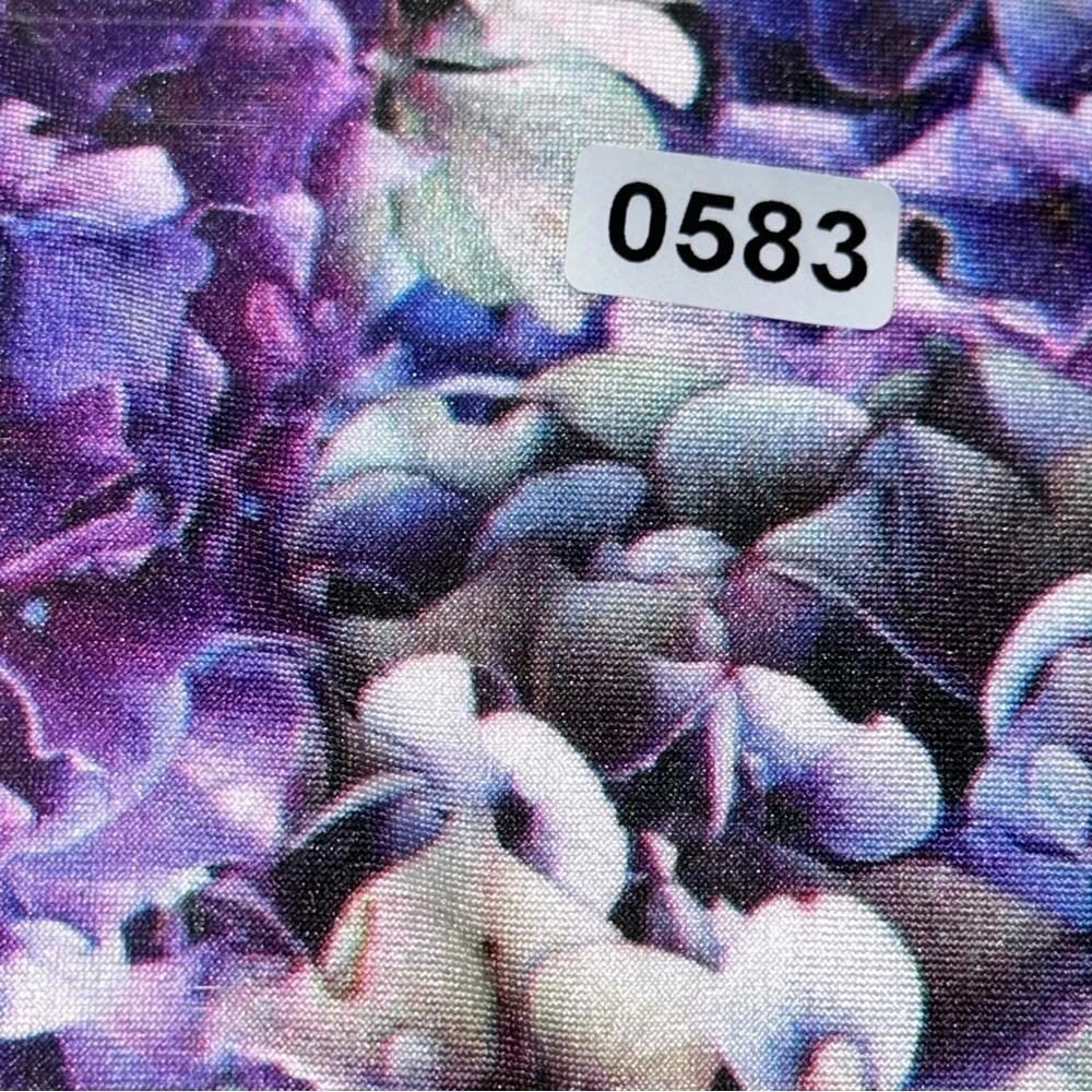 Zara Terez Women’s Size S Purple Hydrangea Blossom Floral Capri Cropped Leggings - Image 7