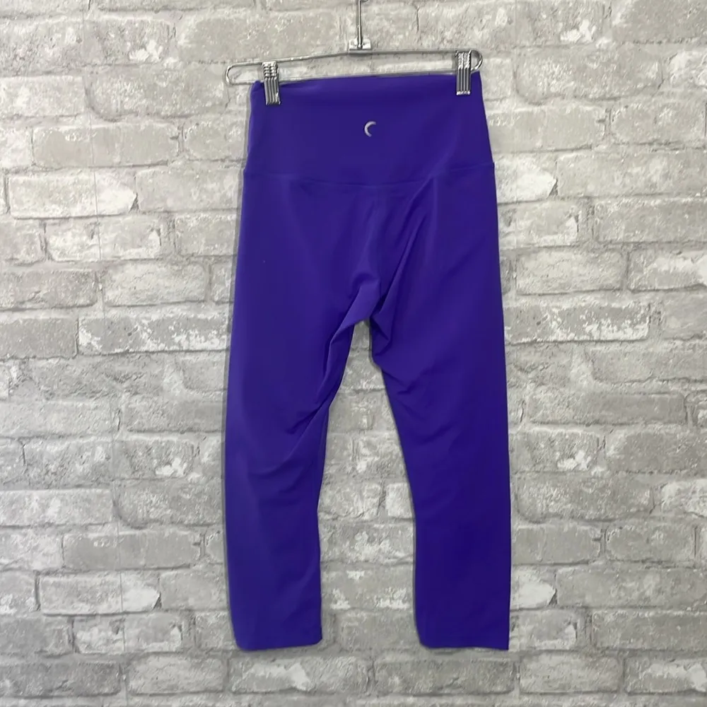 ZYIA Active Purple Cropped Leggings - Image 4