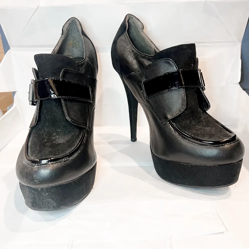 Dollhouse Black Piped Toe 5 Inch Stiletto Bootie Size 9 - Image 3