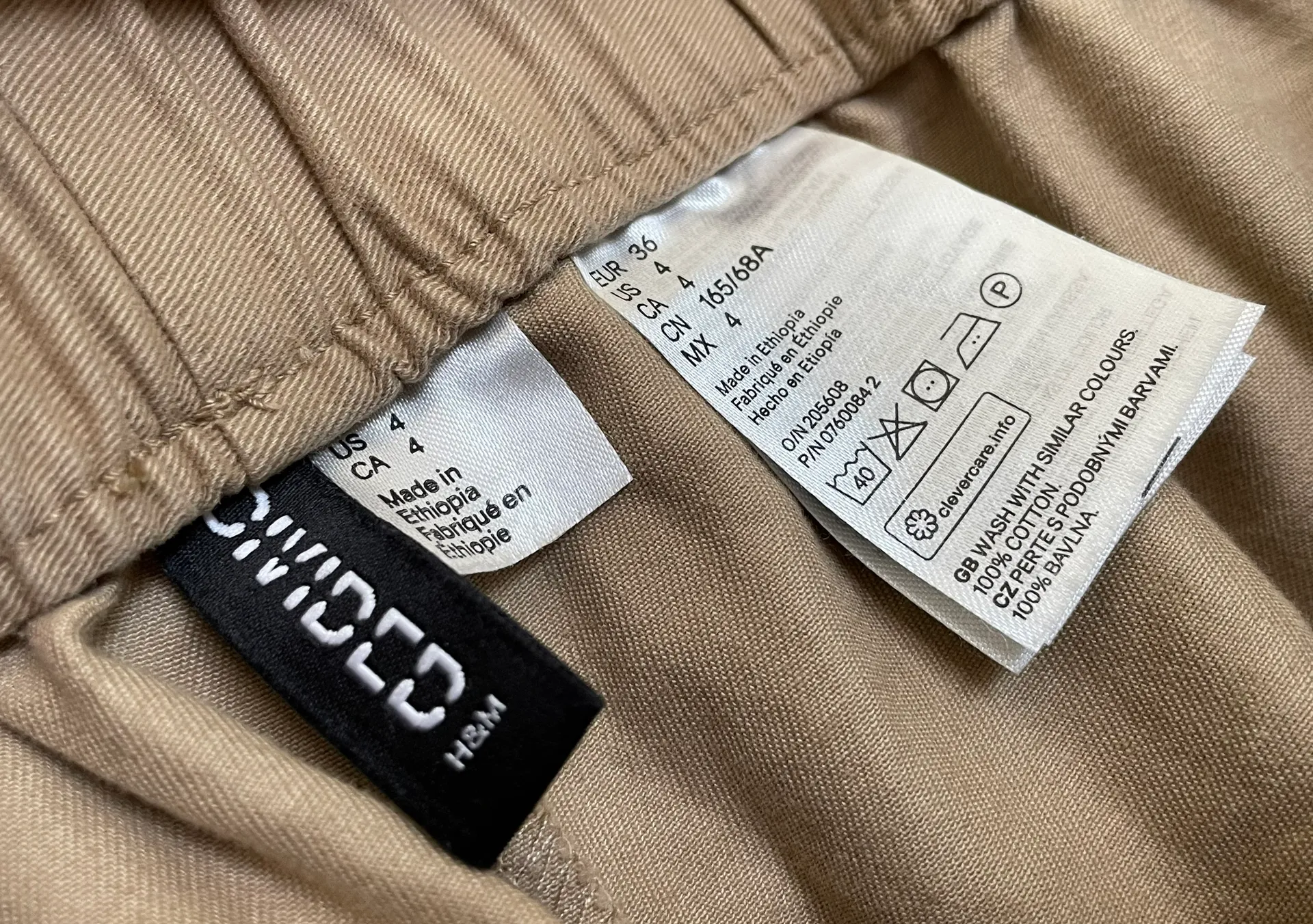 Divided Cargo Pants - Image 5