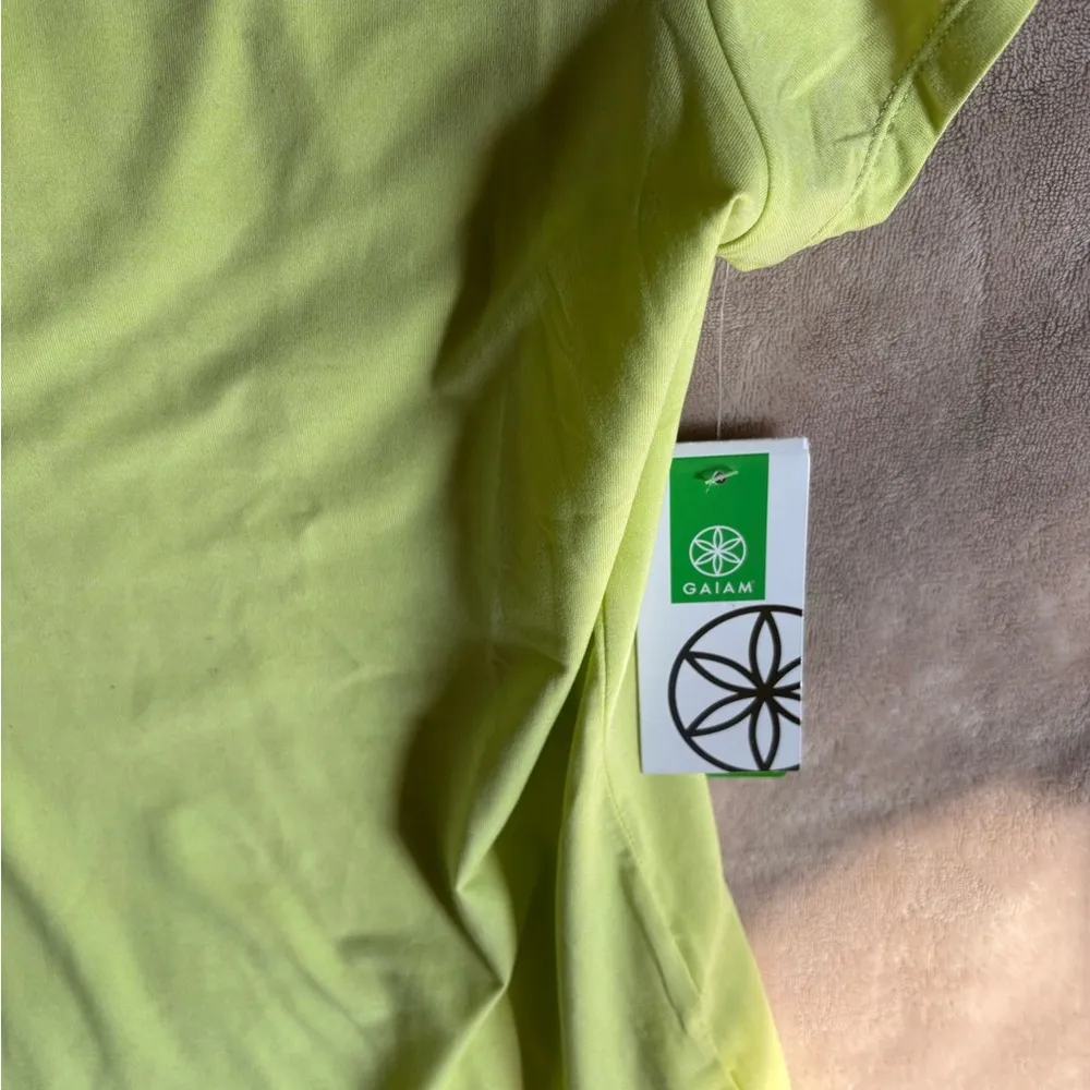 GAIAM Green Workout Active T-Shirt Short Sleeve Top - Image 3