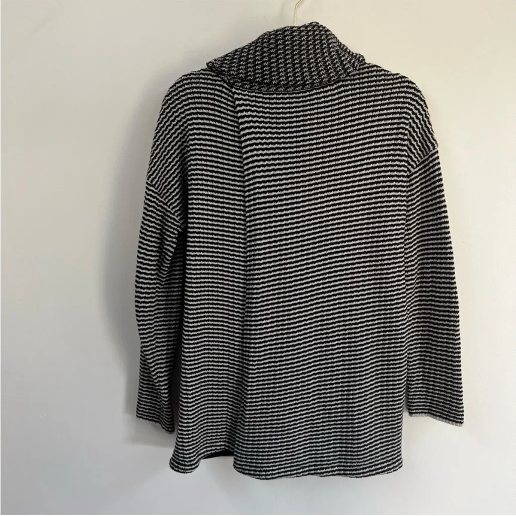 CAbi  Fergie Split Stripe Turtleneck Sweater Large - Image 7