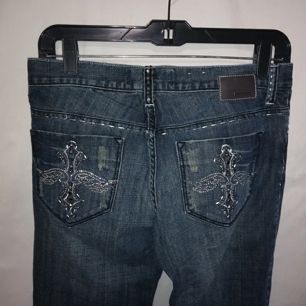 Petrol Sterling 31x33.5 Low Rise Bling Cross Wing Jeans Blue Size 31 - Image 5