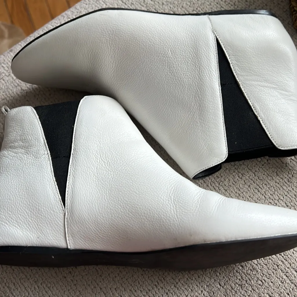 Calvin Klein 🤍 bootie - Image 3