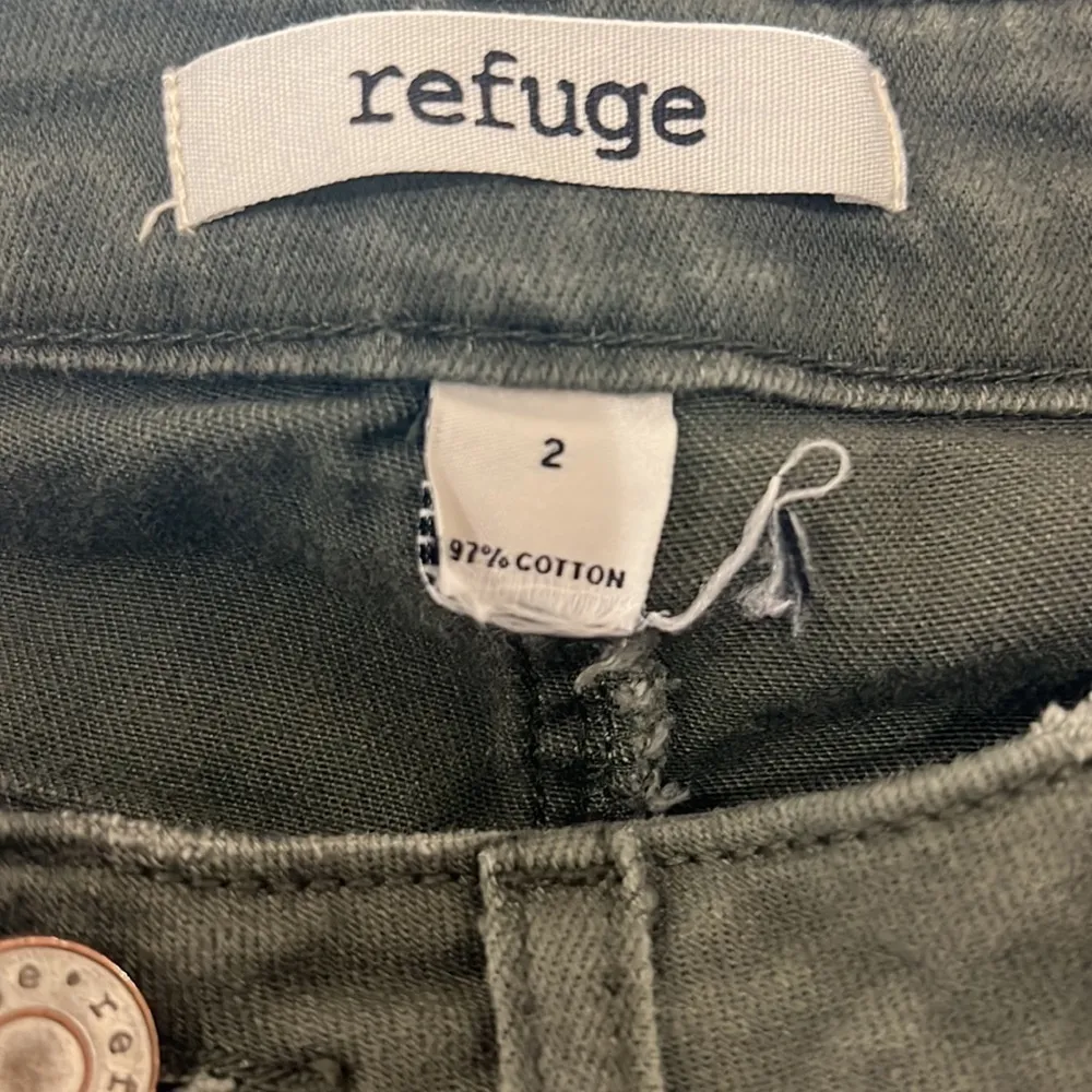 Refuge Denim Buttonfly Jeans Shorts Size 2 - Image 4