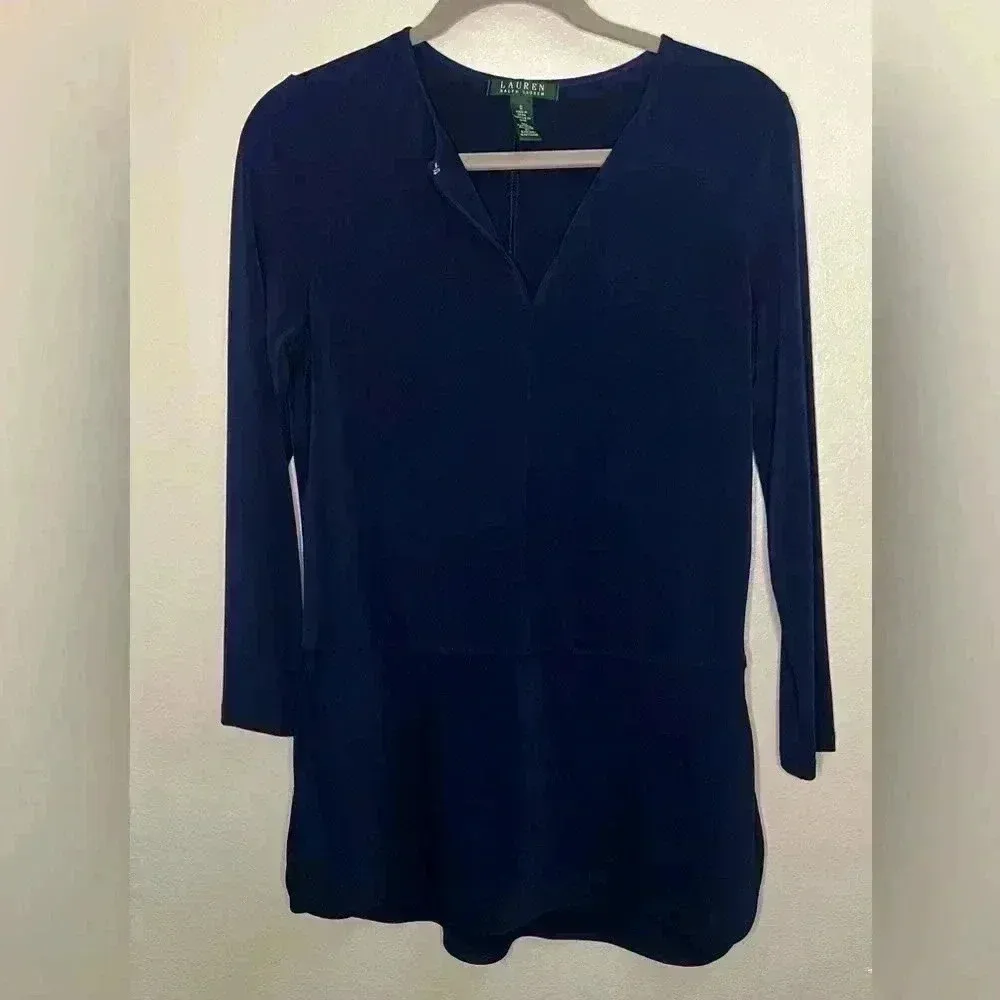 Lauren Ralph Lauren Navy rounded neckline blouse split seam hook & eye closure - Image 3