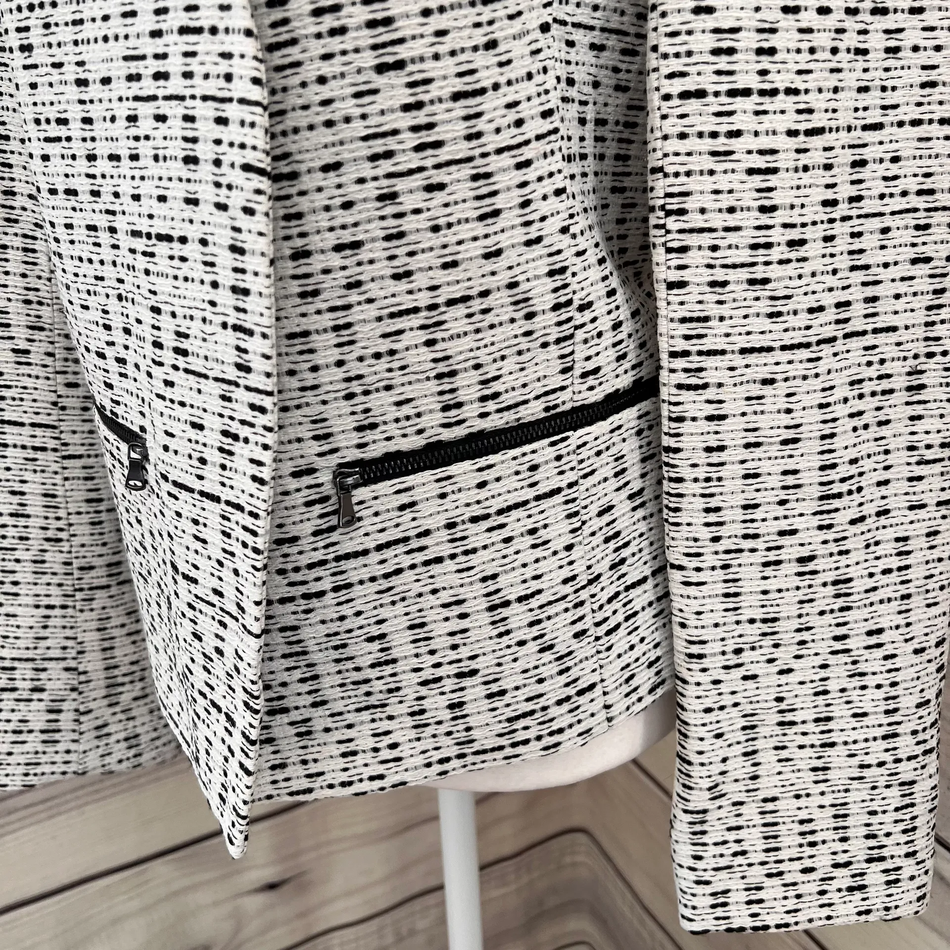 White & Black Tweed Open Front Zipper Pocket Blazer Jacket - Image 7