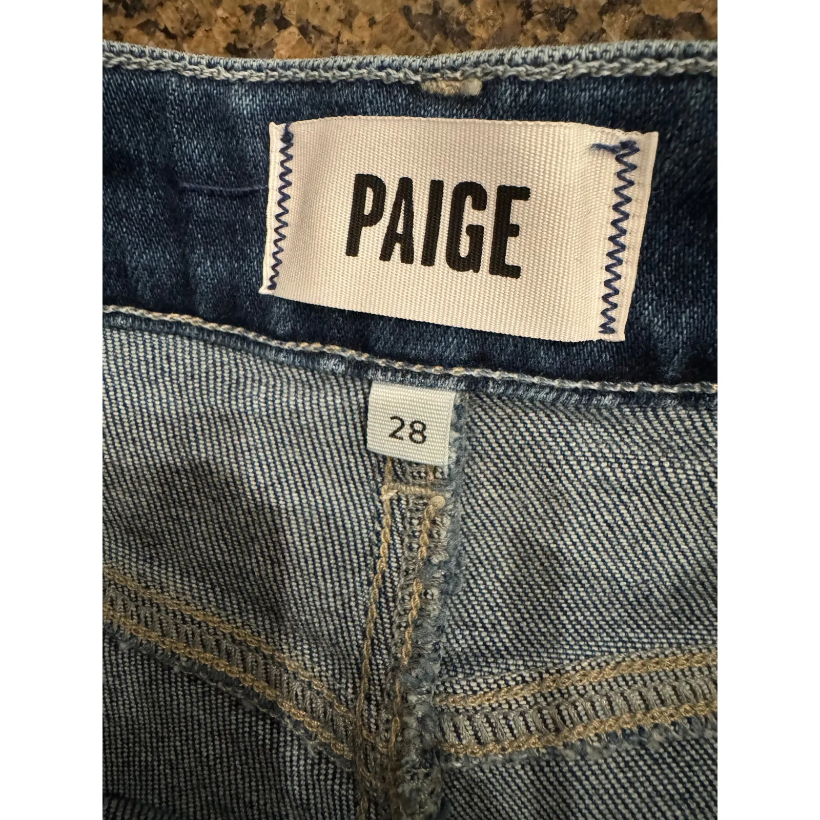 Paige Sasha Petite 30" Wide Leg Jean Sz 28 (New)$259 retail - Image 5