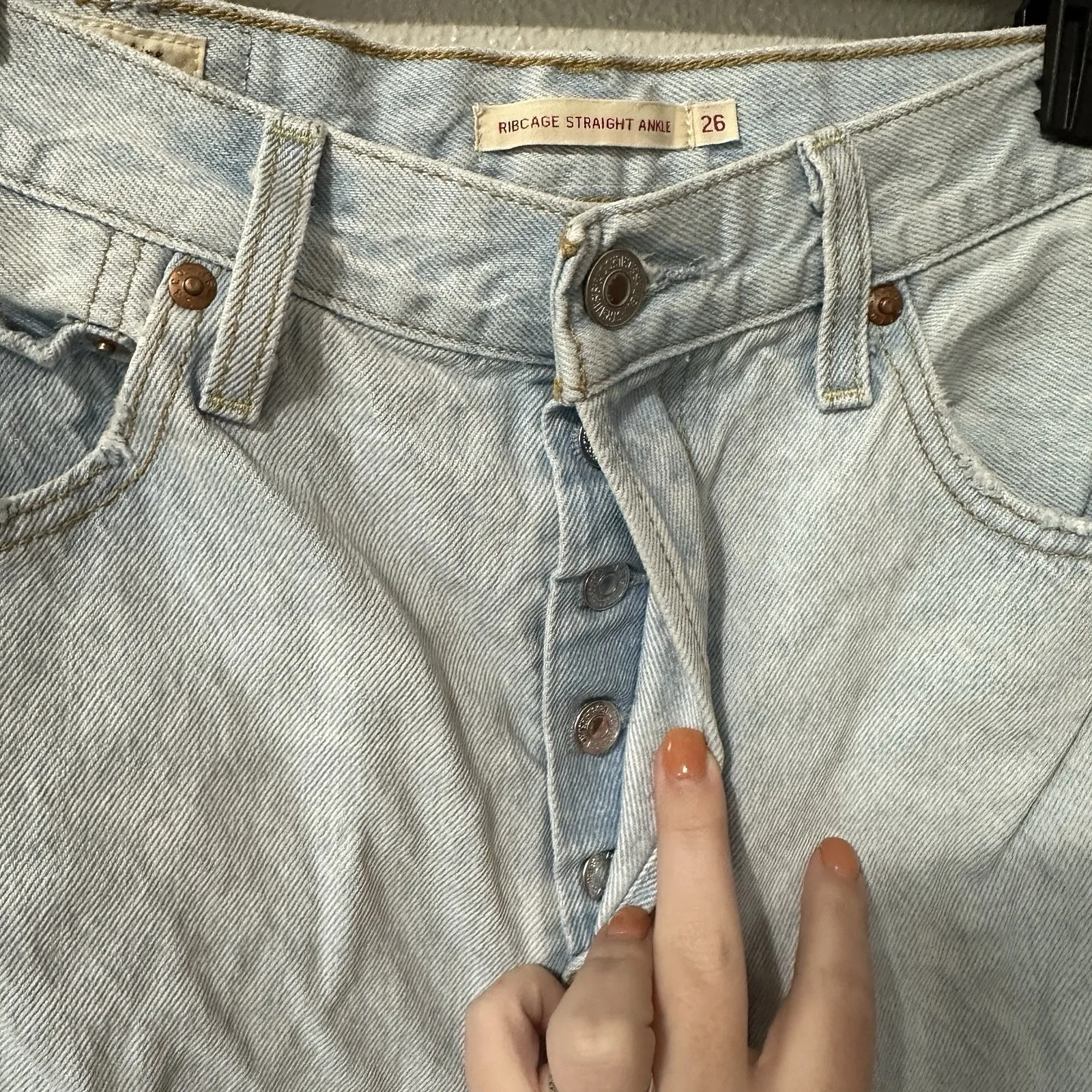 Levi's‎ Premium Ribcage Straight Ankle Jeans Women's Sz 26 Light Wash Distressed - Image 3