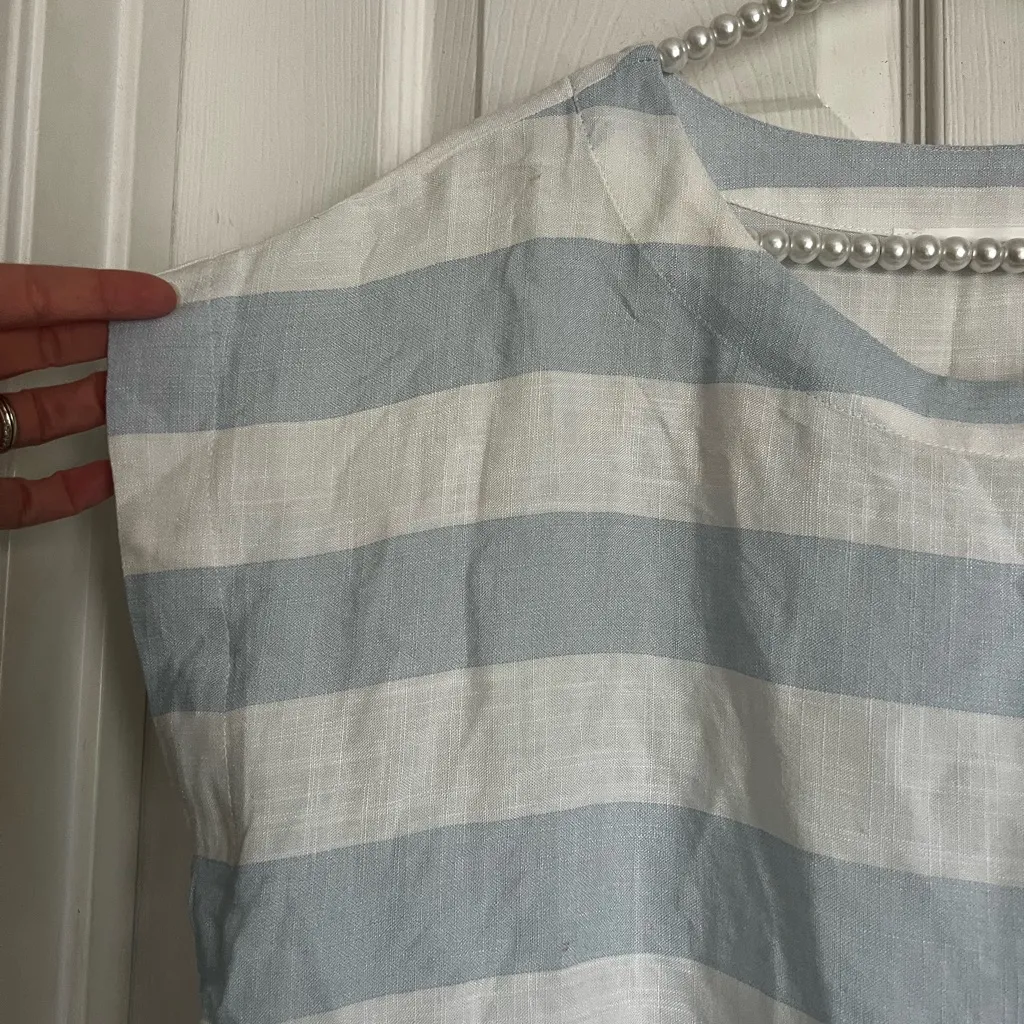 Altar’d State NWT crop linen shirt blue white stripe top large - Image 2