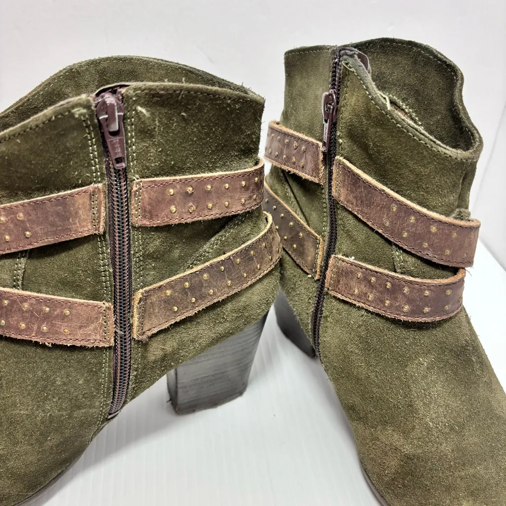 Diba Army Green Suede with Brown Leather Strap Booties‎ Size 8 - Image 7