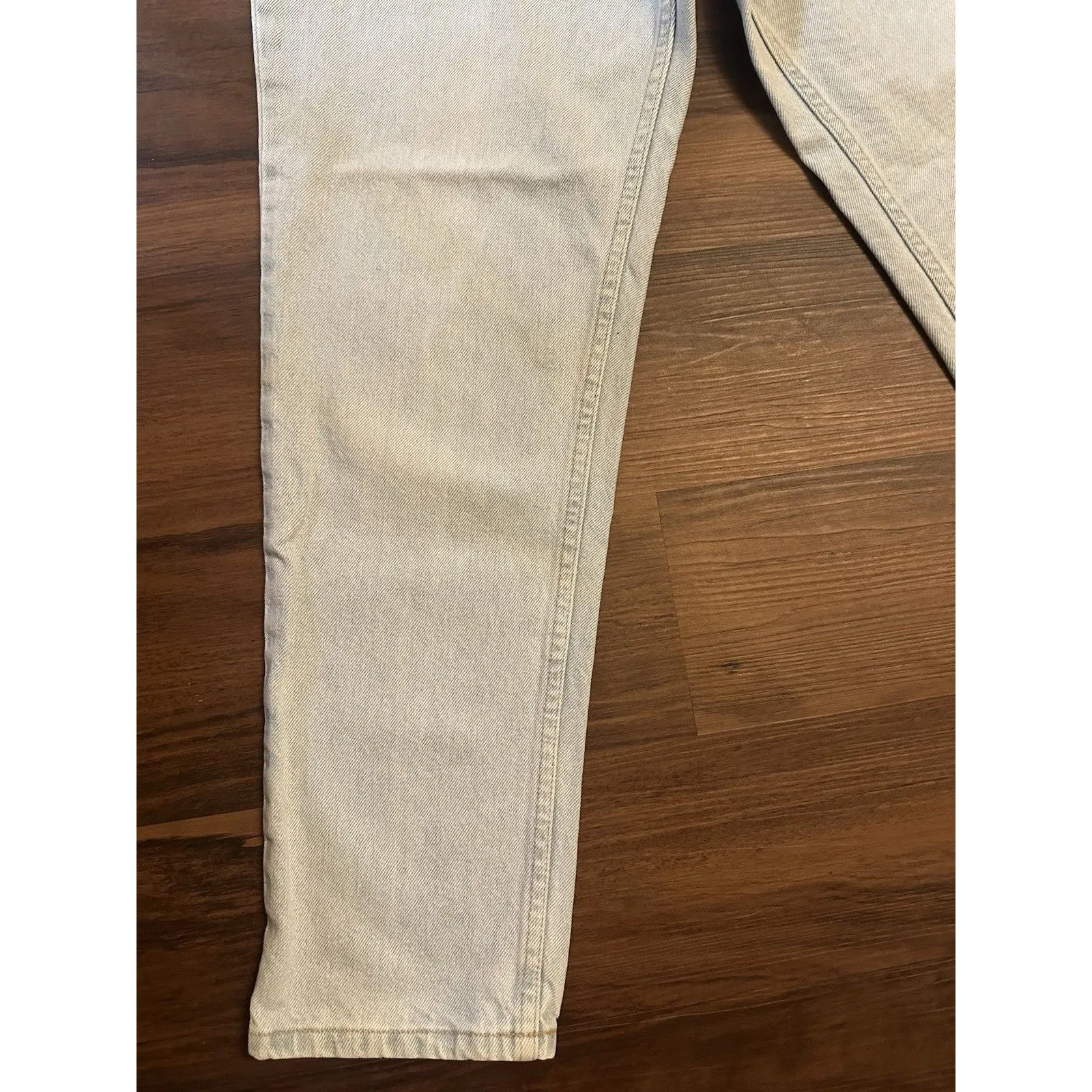 L.A. Blues Straight Leg Light Wash Jeans Size 12 Vintage  Mom Jeans - Image 3