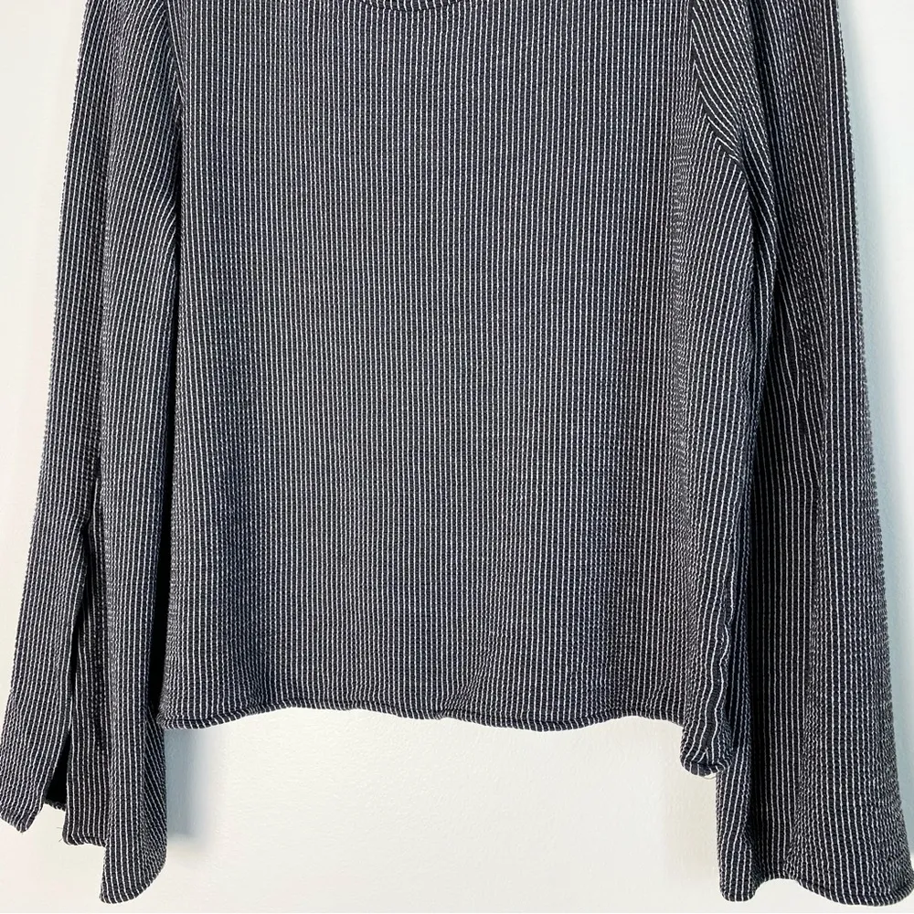 Zara Long Sleeves Shirt Top Trumpet Bell Black White Crop Boxy Stretch Medium - Image 3