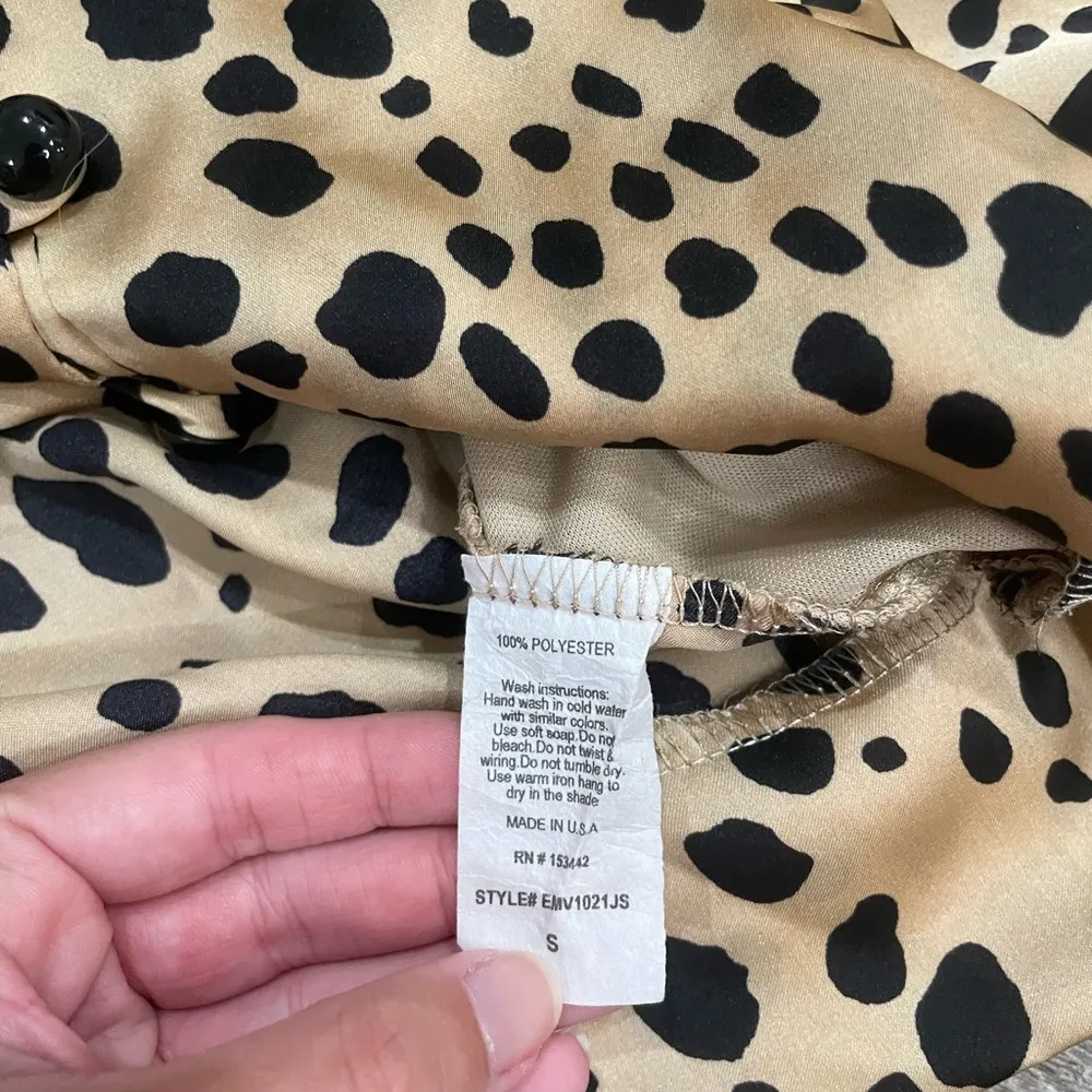 Windsor spotted prince balloon sleeve satin crop top - Image 3