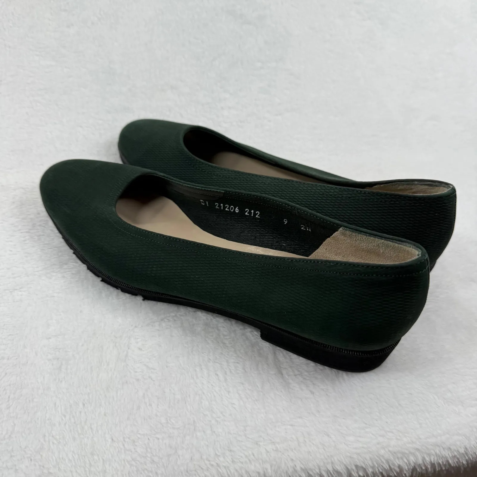 Salvatore Ferragamo Boutique Green Leather Flats Loafers Size‎ 9 2A READ - Image 10