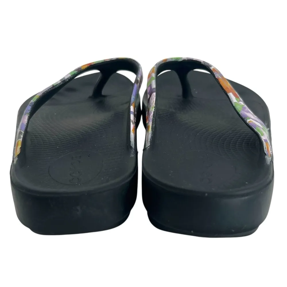 OOFOS Women's OOlala Purple Watercolor Limited Recovery Thong Sandals Black Size 9 - Image 5
