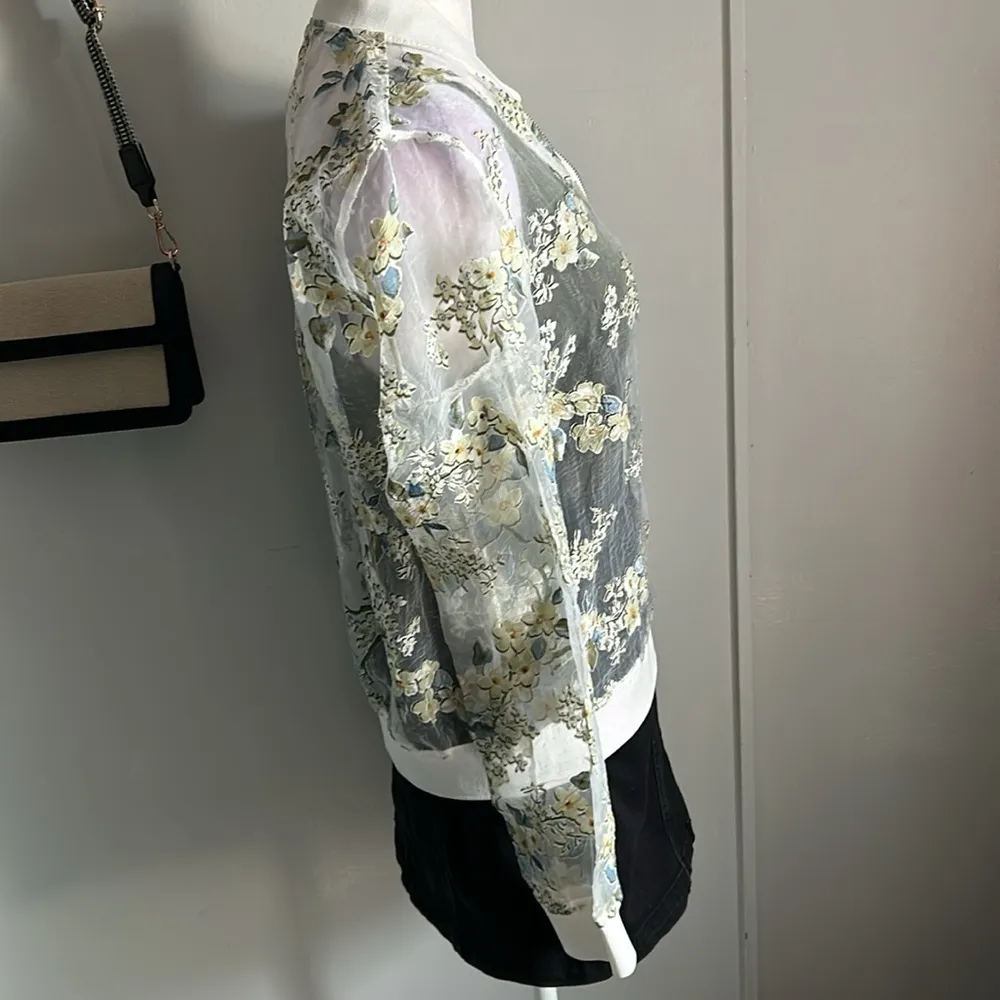 Zara Basic Collection Women’s Sheer floral Print Bomber Spring Summer Jacket - Image 5