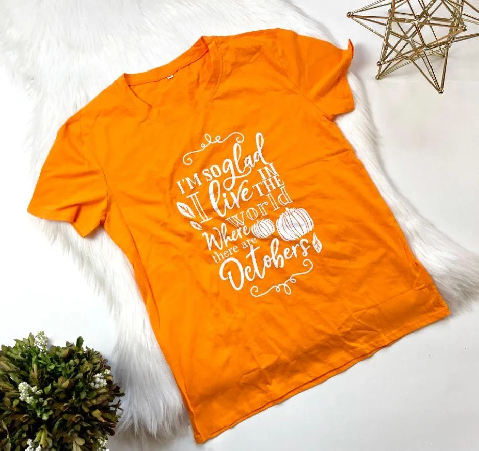 Womens Live in a World Octobers Graphic Tee Sz S - Image 2