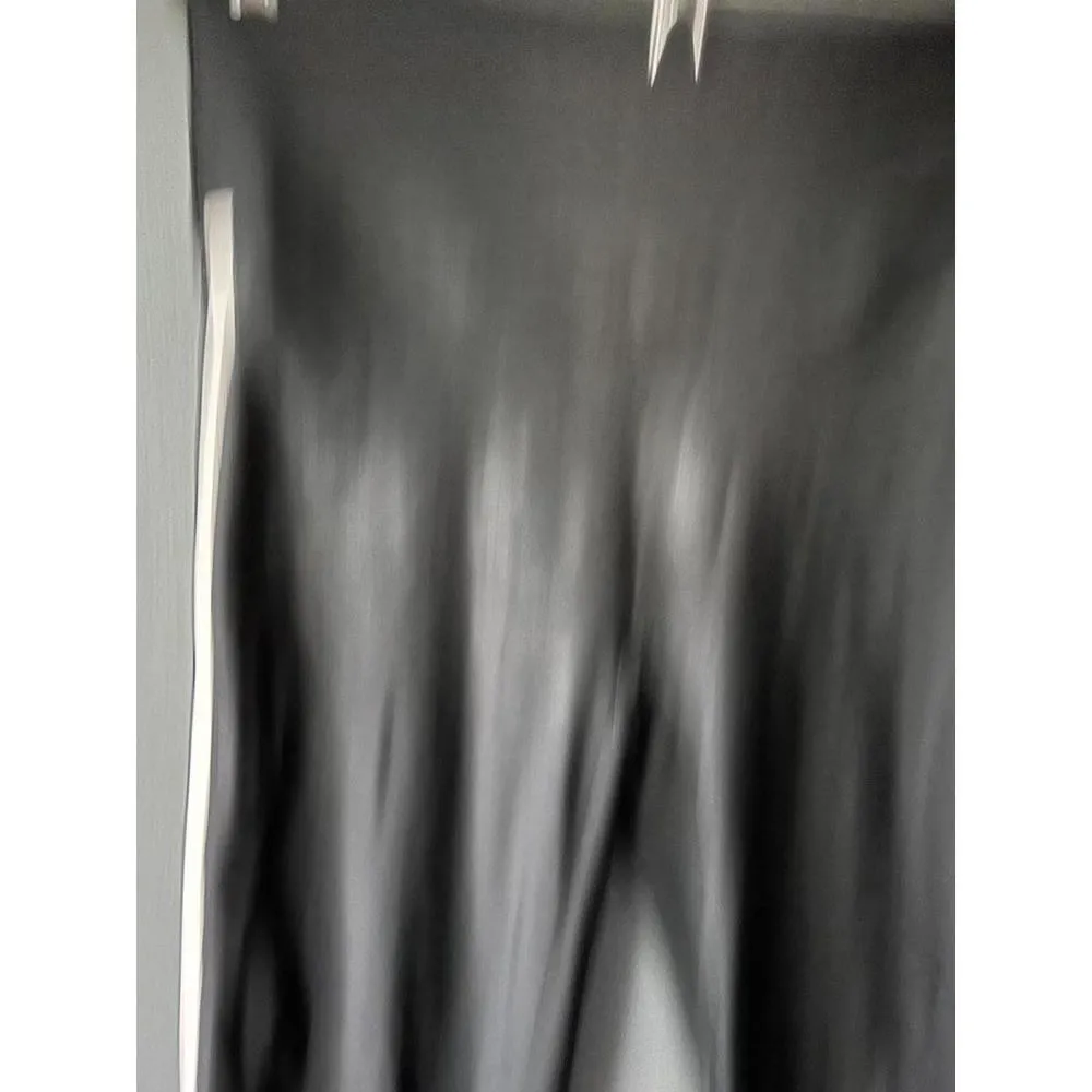 SPANX Women's Black Leggings with White Side Stripes - Image 4