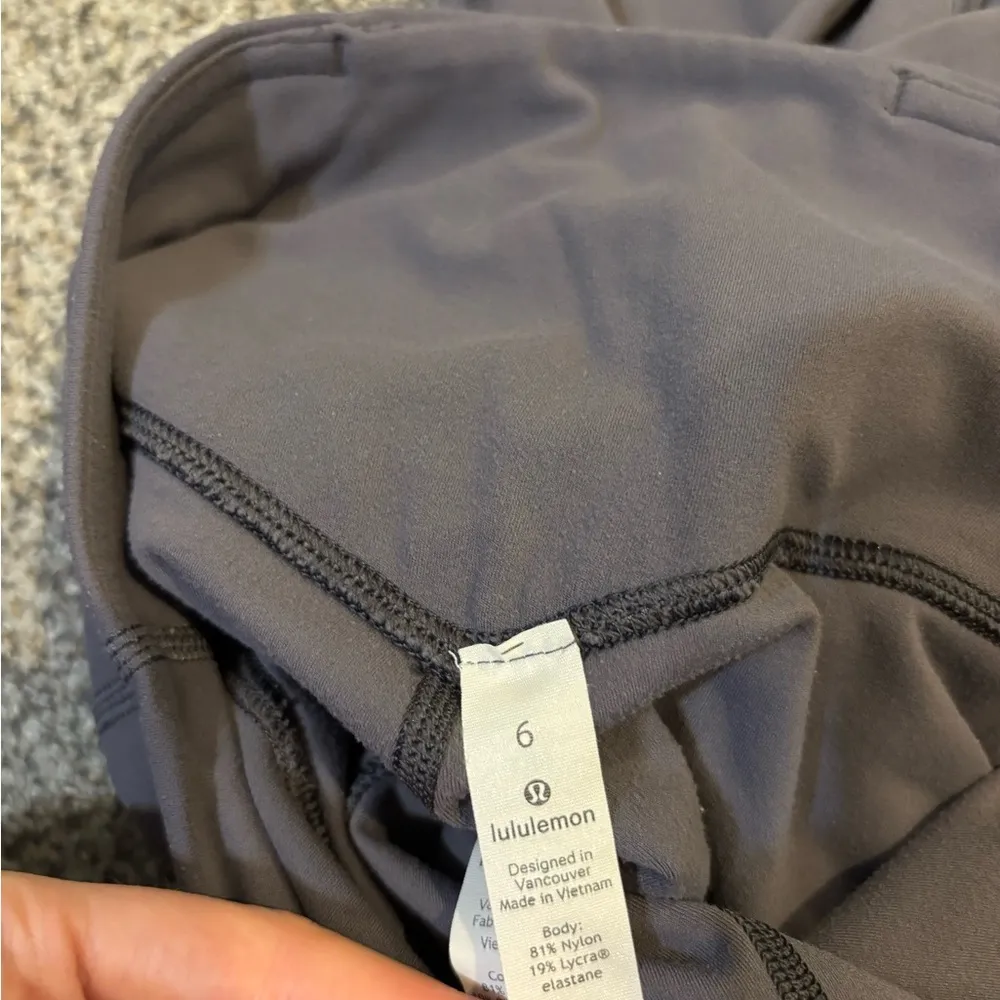 Lululemon  Align Cropped Jogger - Image 3