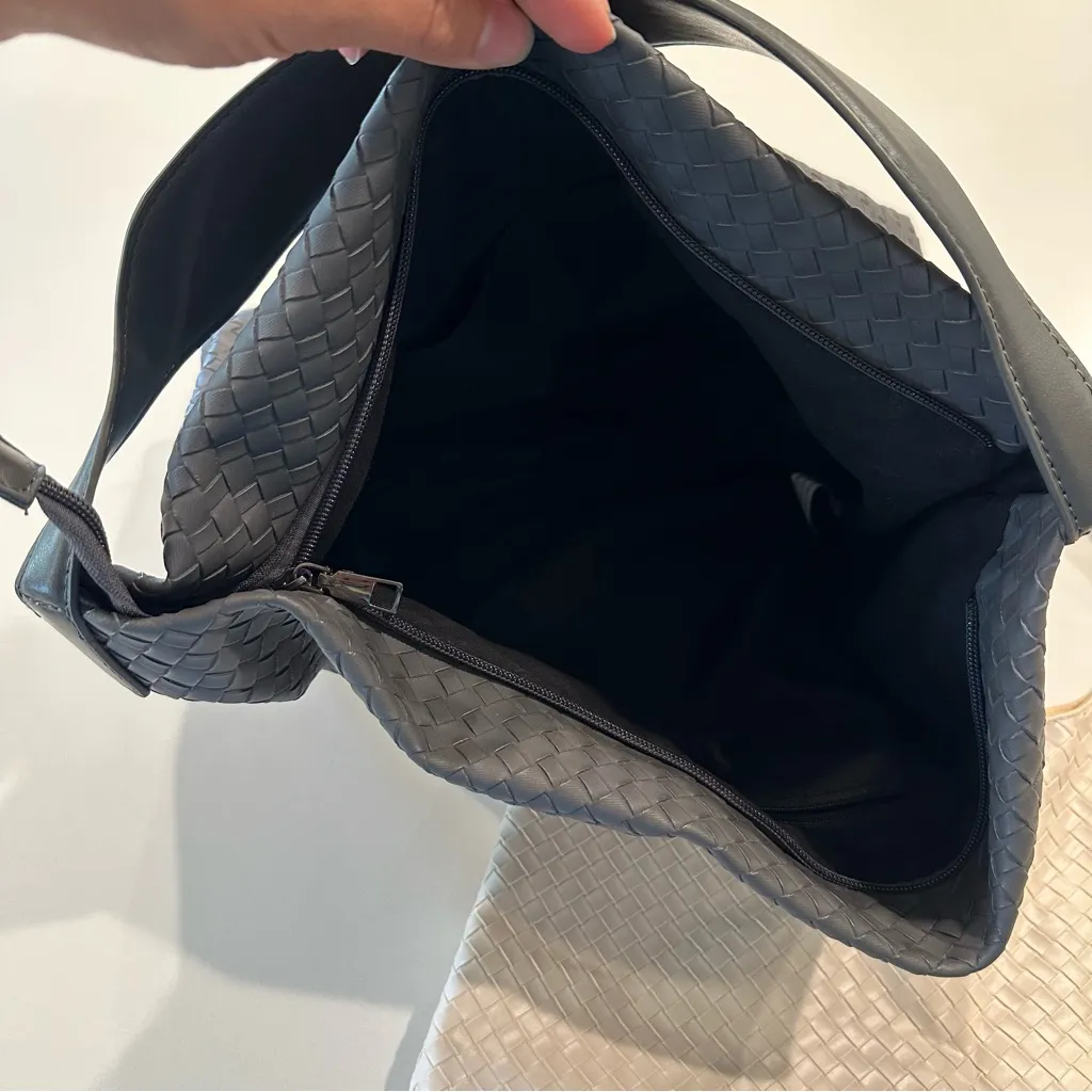 Woven‎ Purse Bundle of 2 Gray - Image 5