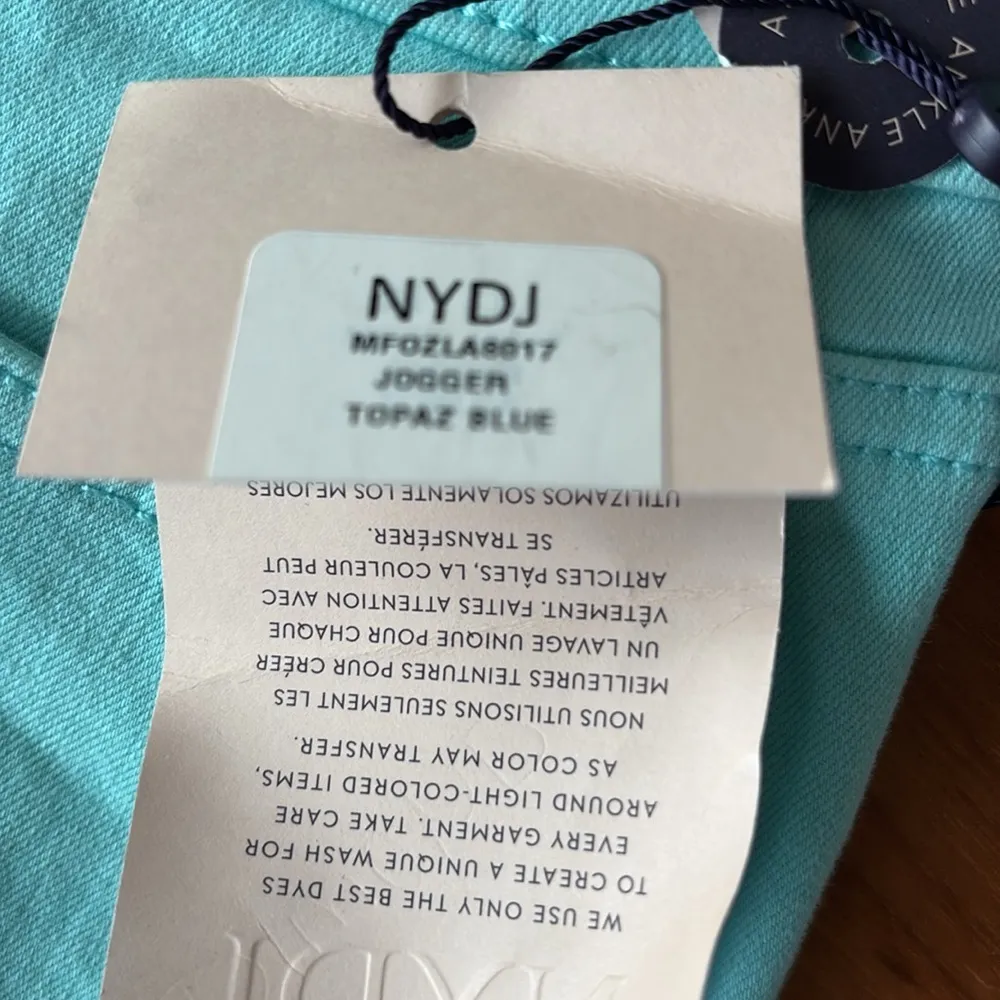 NWT NYDJ joggers - Image 3
