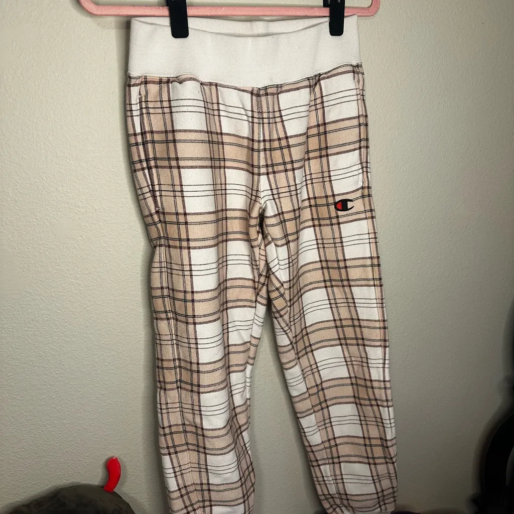 Champion  Women's Plaid Joggers - White and Tan - Image 4