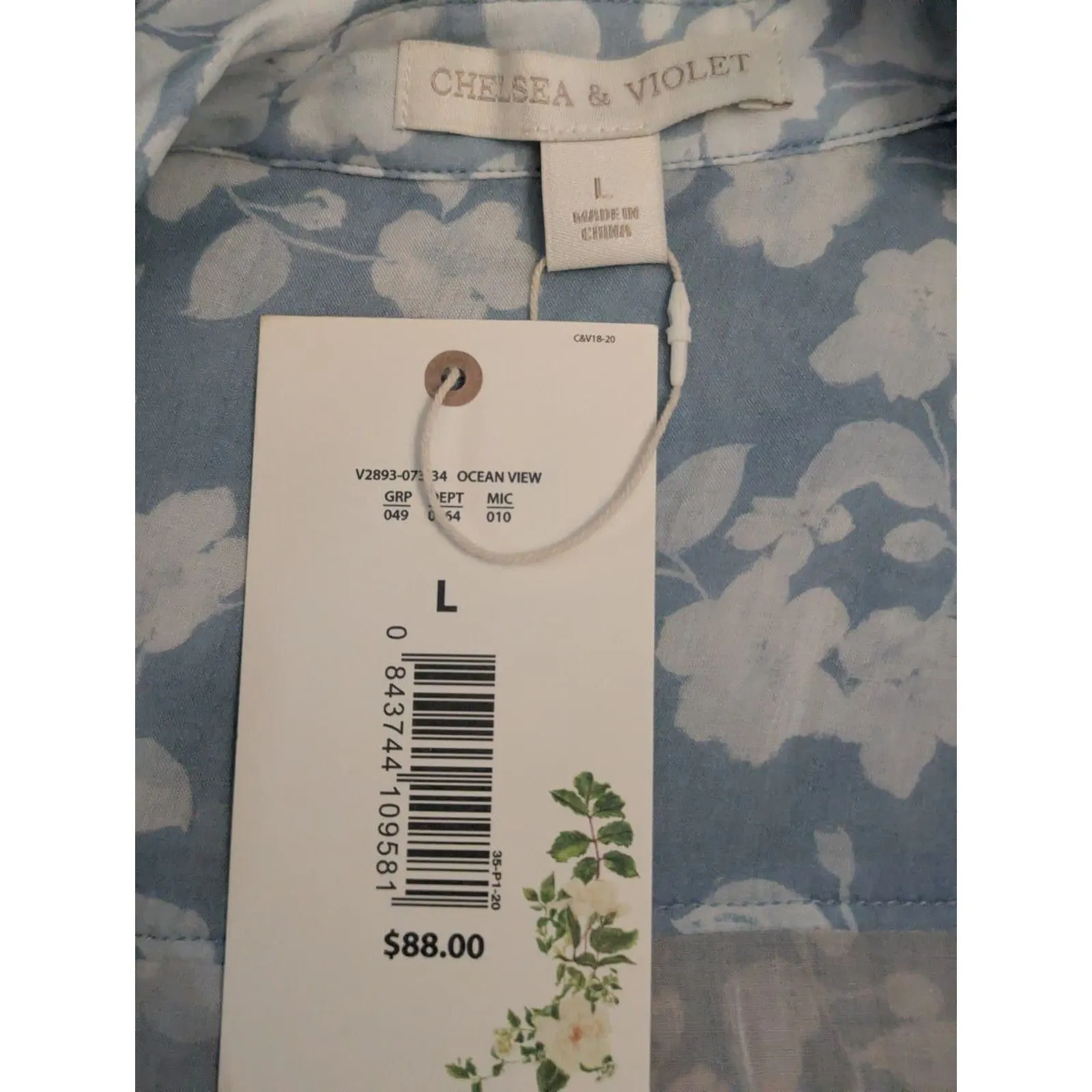 CHELSEA & VIOLET Ocean View Floral Button Down Blouse Large NWT - Image 3