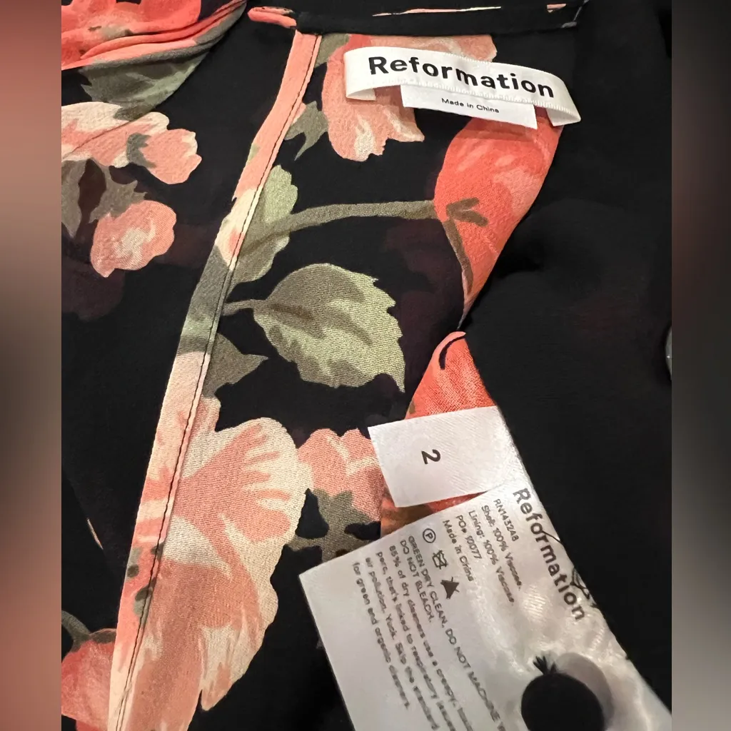 Reformation Luanne long sleeve Dress in louise - Image 8