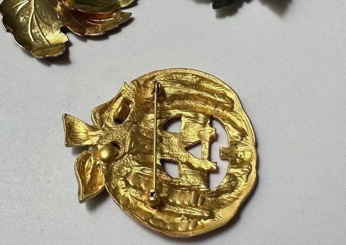 Lot Of 3 Brooch Pins - Image 9