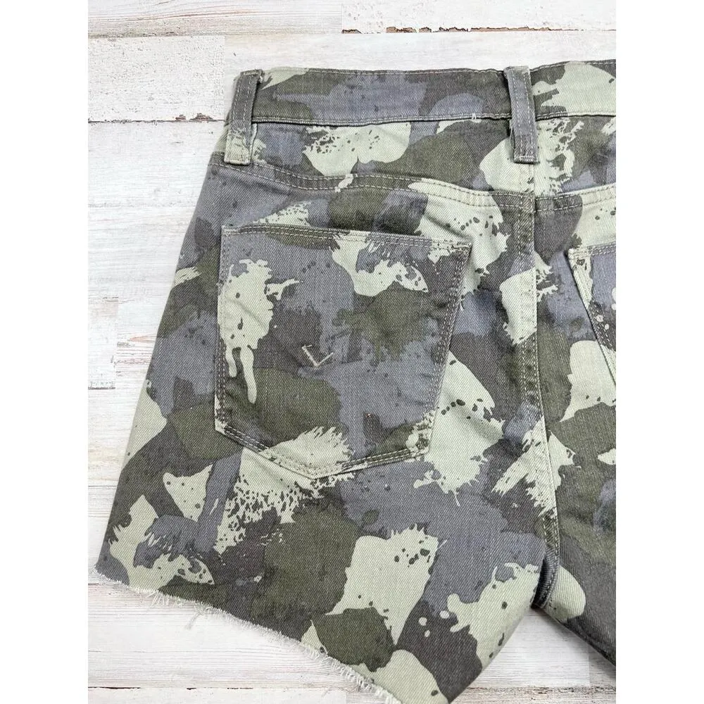 Hudson GRACIE Camouflage Pattern Frayed Hem Five Pocket Cutoff Shorts Size 27 Green - Image 8