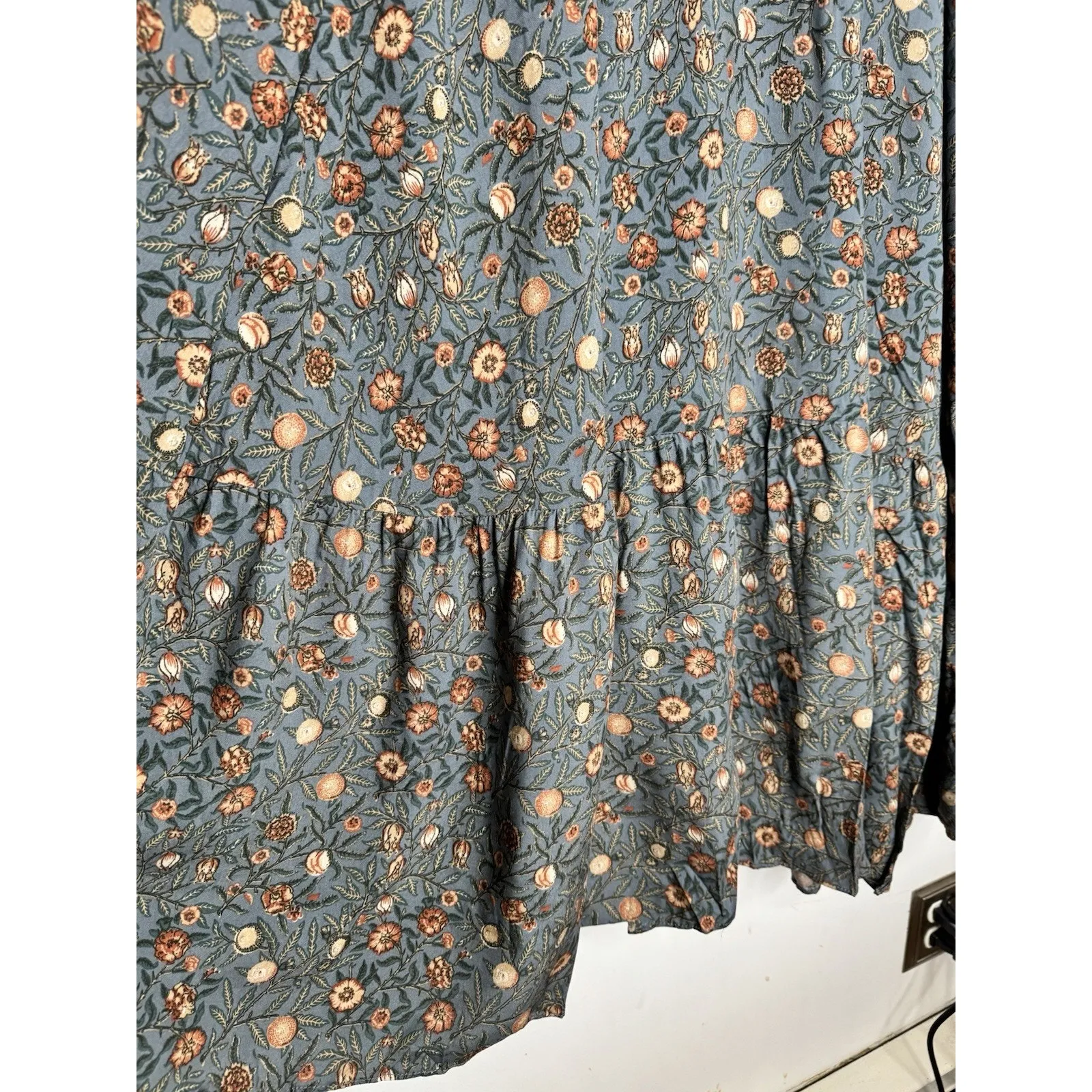 NWT Joyfolie Mia Joy Cala Maxi Skirt Teal Vine Print Size Small Blue - Image 6