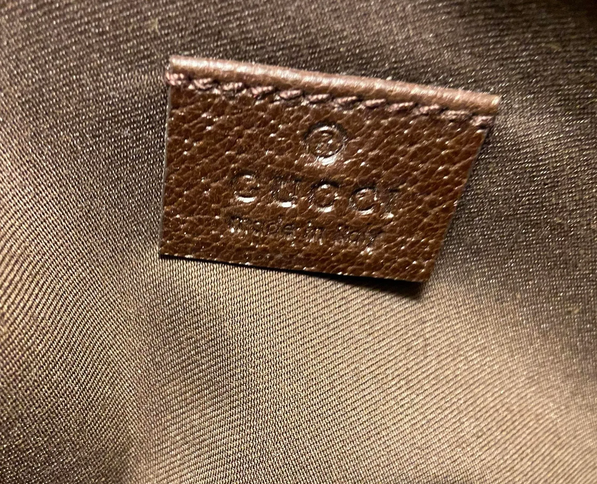 Gucci Shoulder Bag - Image 9