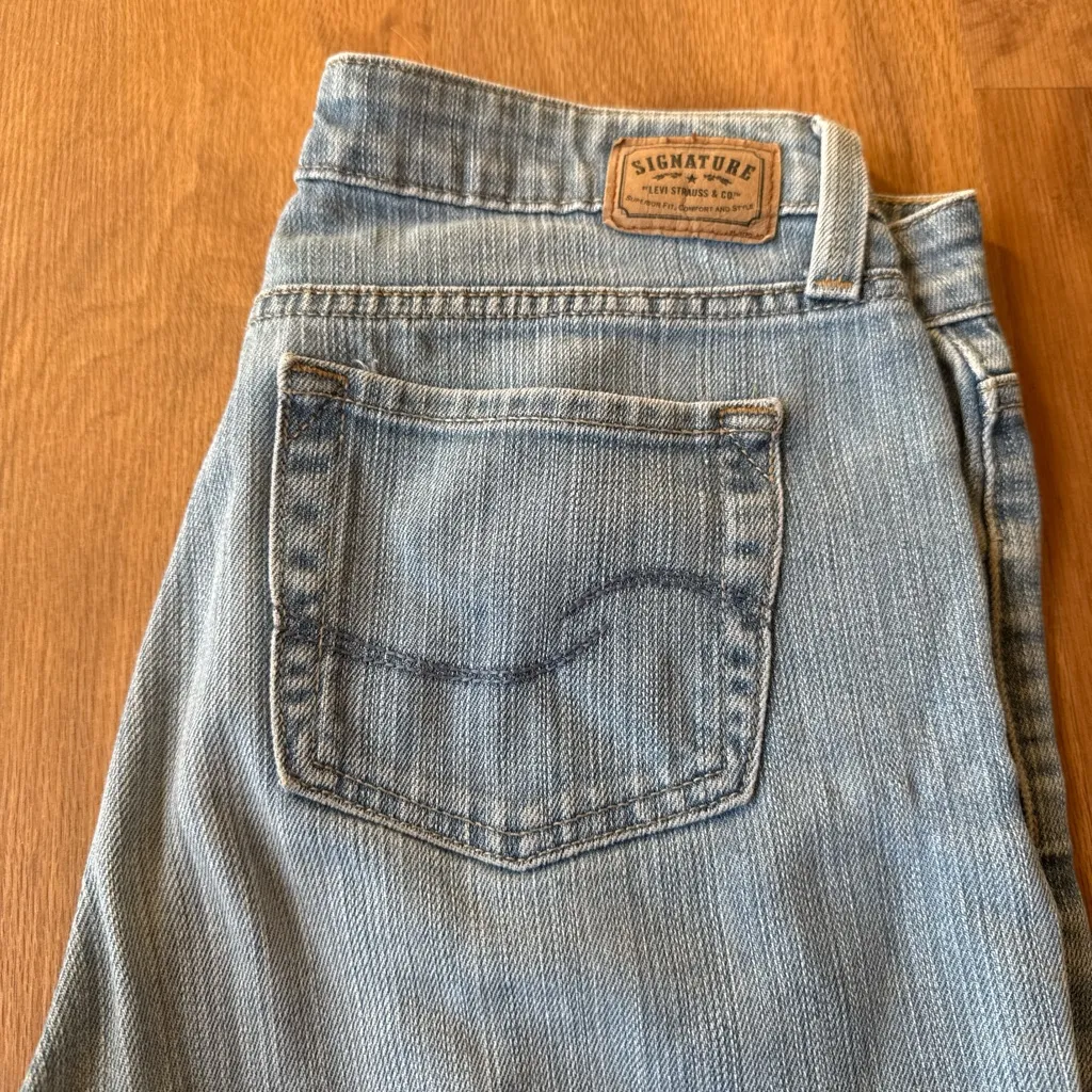 Misses Size 8 Long Signature Levi's Levi Strauss Mid Rise Bootcut Denim Jeans Blue - Image 3