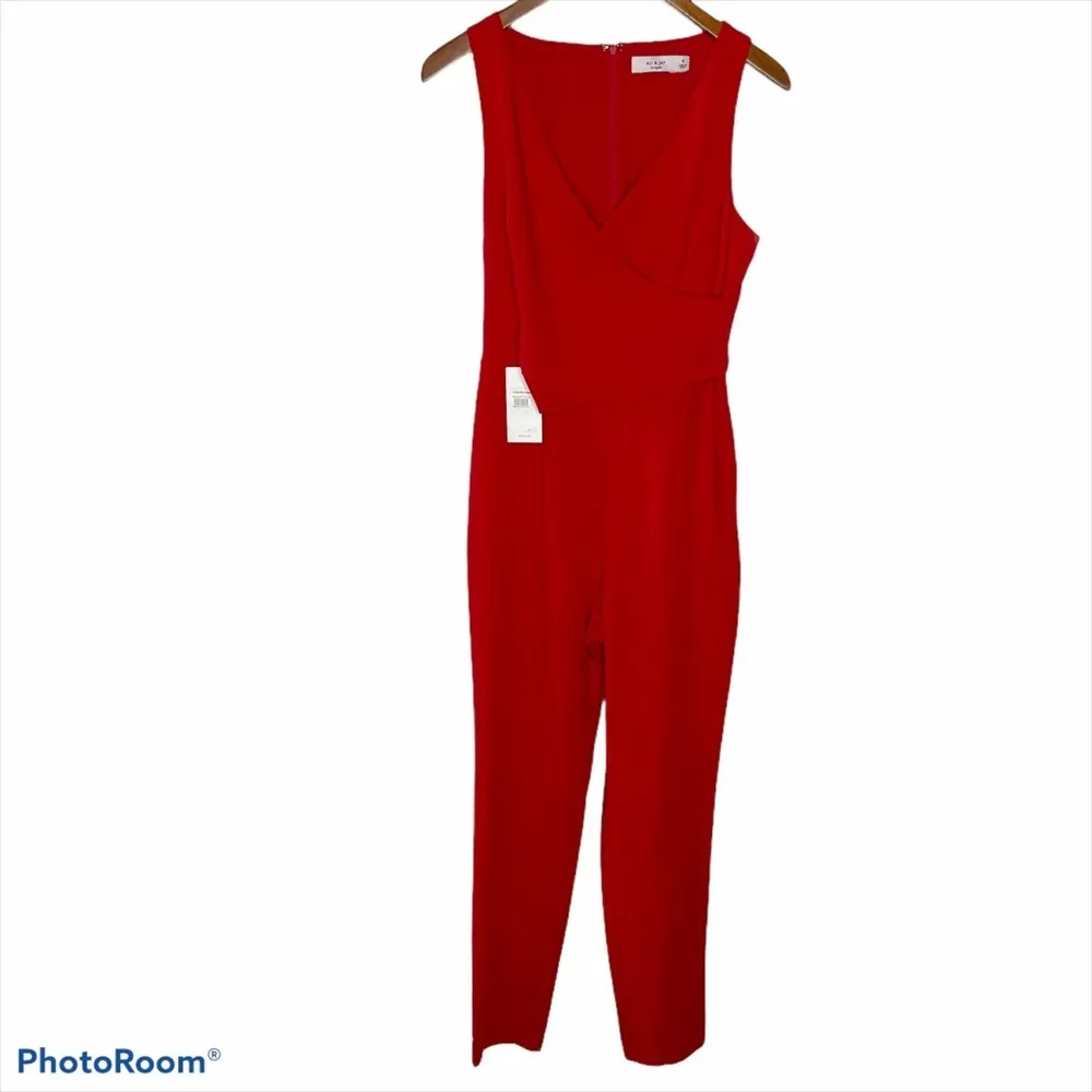 Ali & Jay Sleeveless Asymmetrical Jumpsuit Small - Image 2