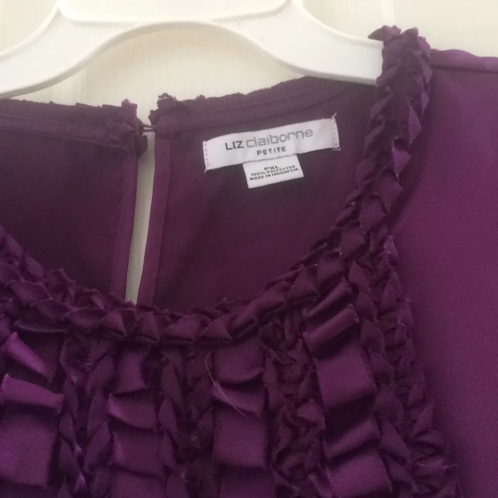 FINAL MARKDOWN Elegant Liz Claiborne top petite extra large - Image 4