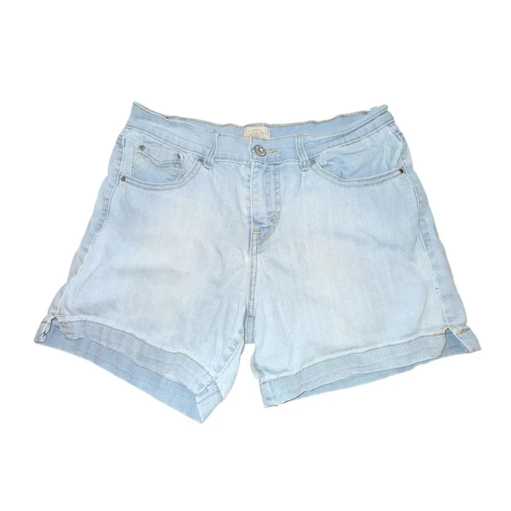 Levi'’s Denim Shorts - Image 2