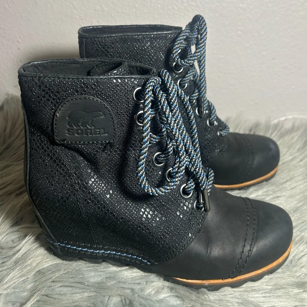Sorel 1964 Premium Wedge Casual Boot Black Size Sz6 - Image 4