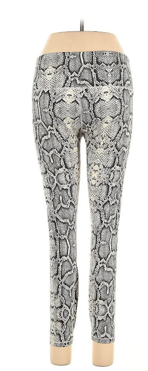 Varley Workout Set snakeskin sz large 2 piece  - Image 2