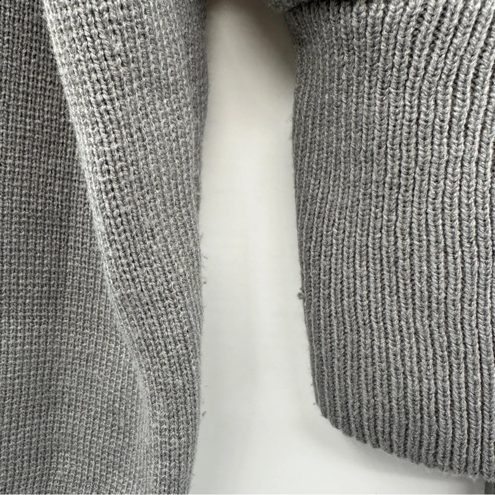 Urban Outfitters Lioness Gray Chunky Lace Up‎ Knit Long Sleeve Sweater Sz S - Image 9