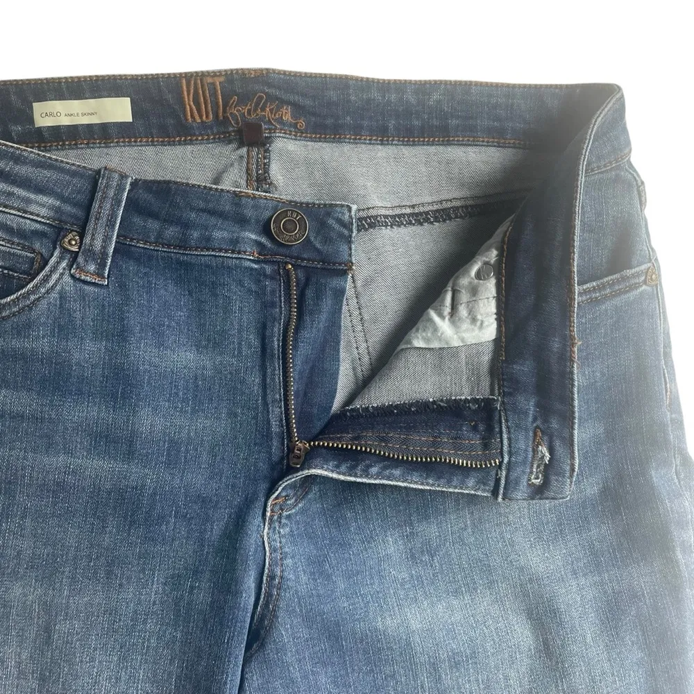 Kut from the Kloth CARLO ankle Skinny Jeans Blue Size 14 NWOT distressed hem - Image 4