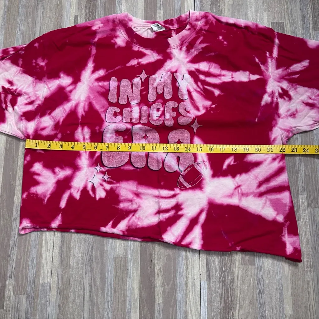 Women’s Red and White Tie - Image 3