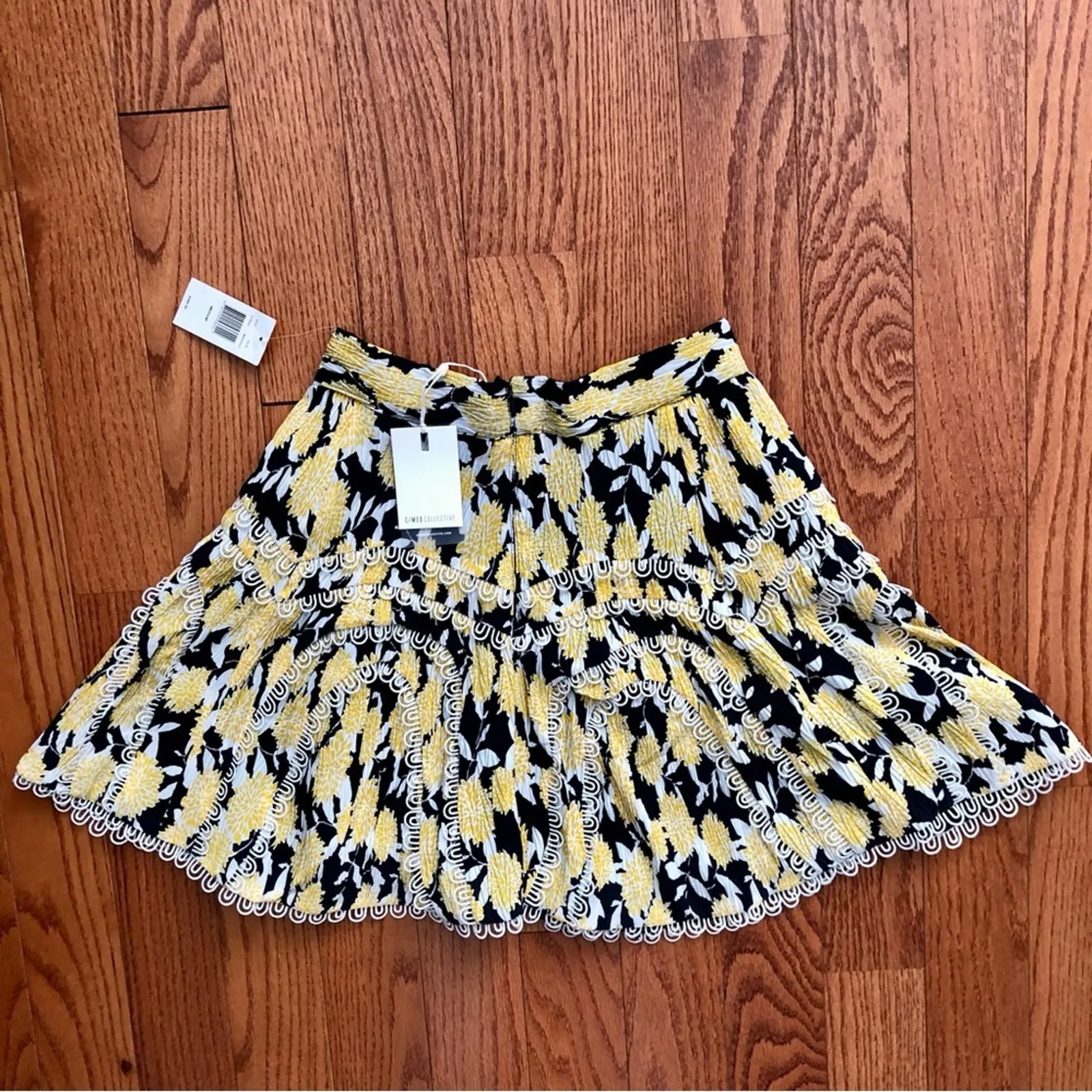 C/MEO Collective Enlight Mini Skirt Floral Marigold Black Women’s Size 6 NWT - Image 12
