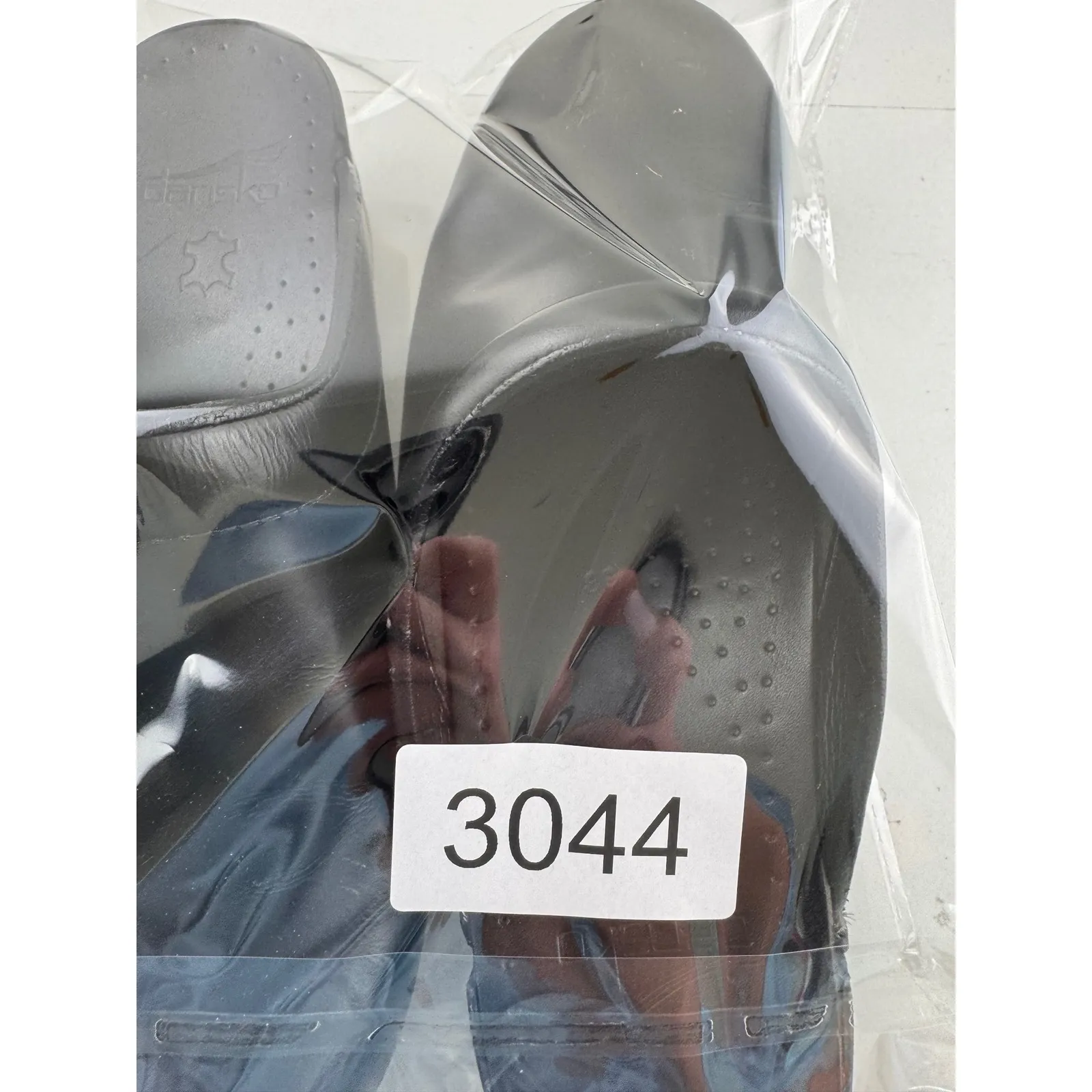 Dansko Black Leather Professional Clogs Slip On Shoes Women Size 38 7.5 8 - Image 7